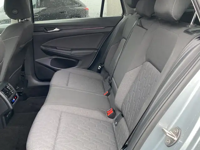 Volkswagen Golf view 9