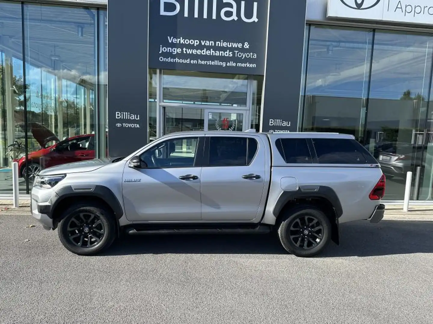 Toyota Hilux Invincible *€44215+btw* Gris - 2