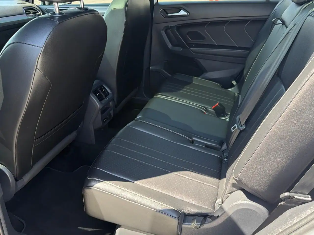 Volkswagen Tiguan снимка Volkswagen Tiguan