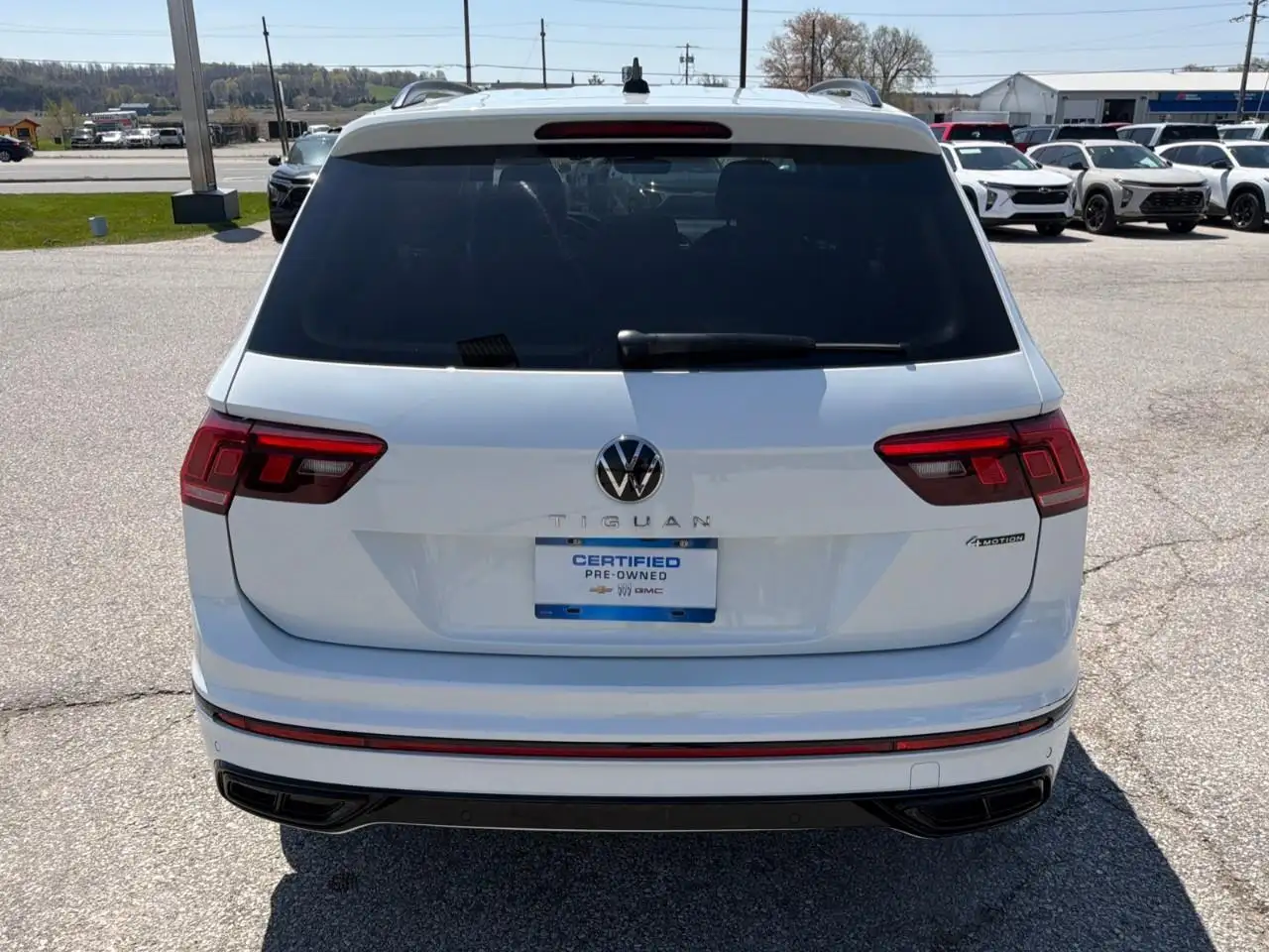 Volkswagen Tiguan снимка Volkswagen Tiguan