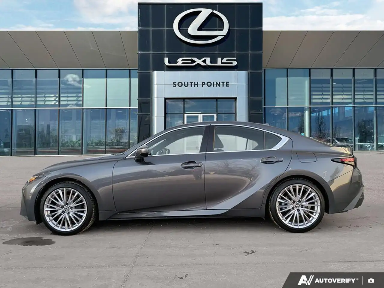 Lexus IS снимка Lexus IS