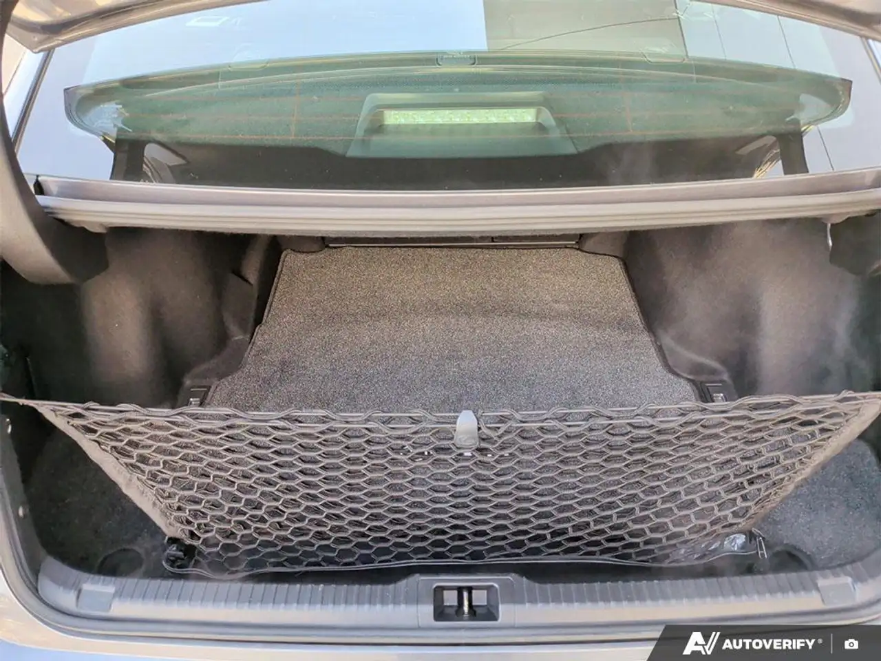 Lexus IS снимка Lexus IS