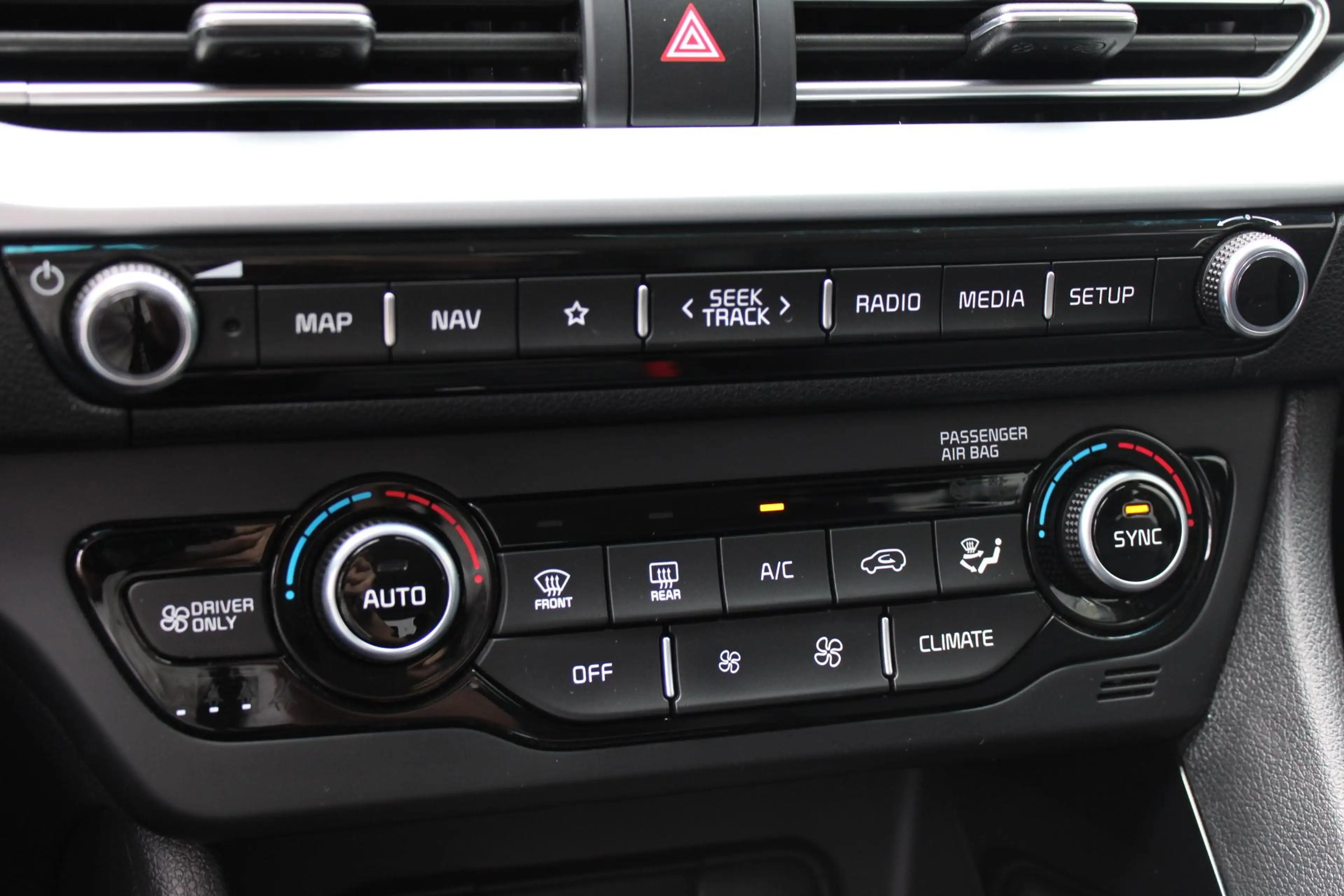 Kia Niro 1.6 GDi PHEV Plug-In Hybrid DynamicPlusLine | Trek — photo 13