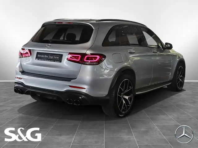 Mercedes-Benz GLC view 3