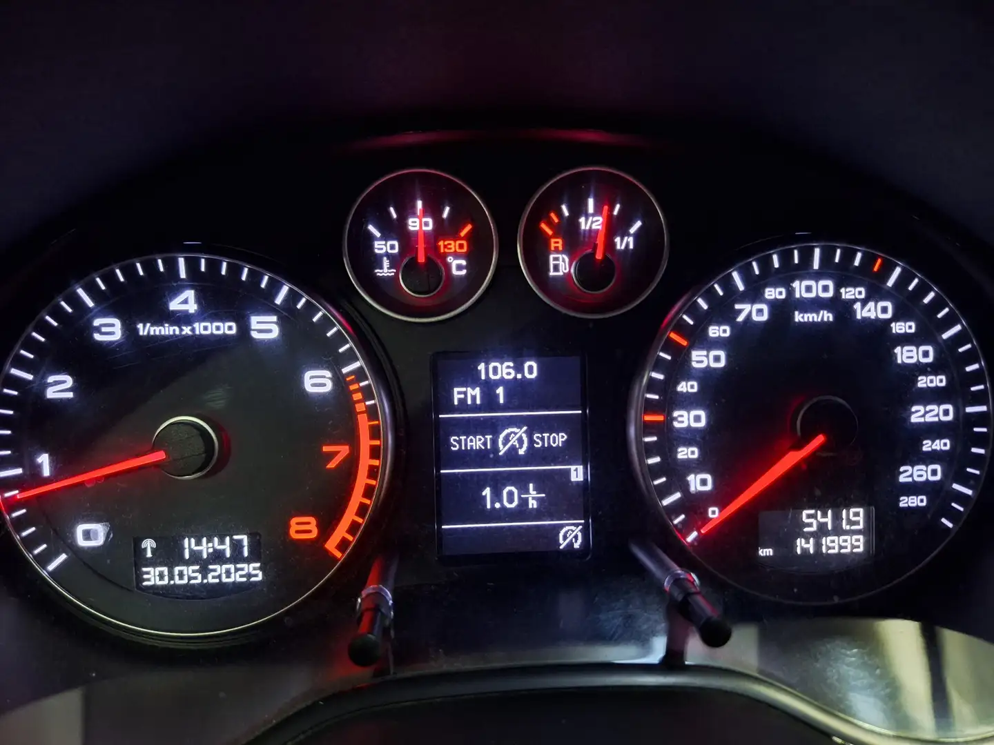 Audi A3 1.2 TFSI Sportback Ambiente - 2