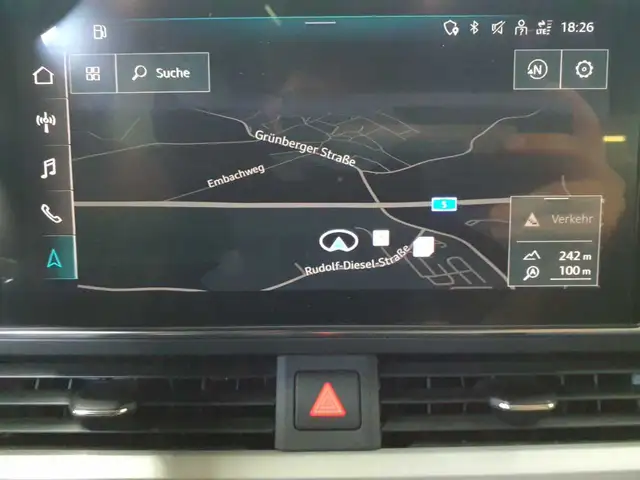 Audi A4 view 12