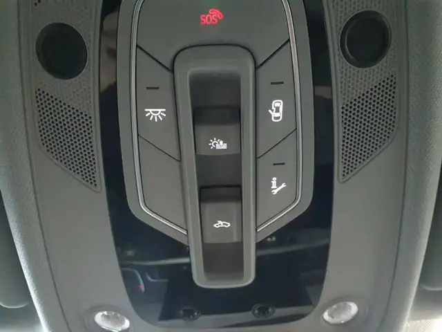 Audi A4 view 17