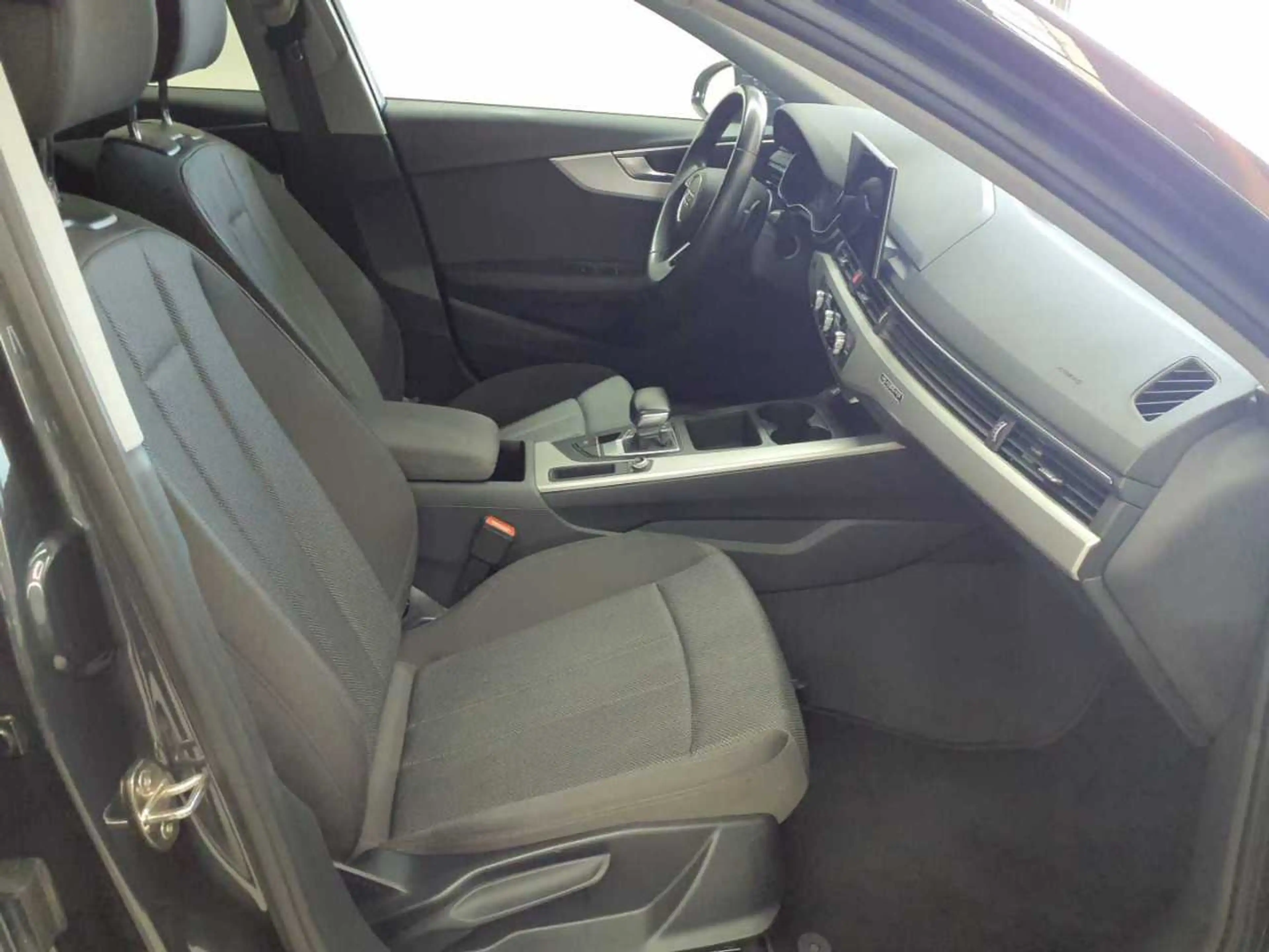 Audi A4 allroad A4 allroad quattro 40 TDI Navi Pano Sthzg — photo 7