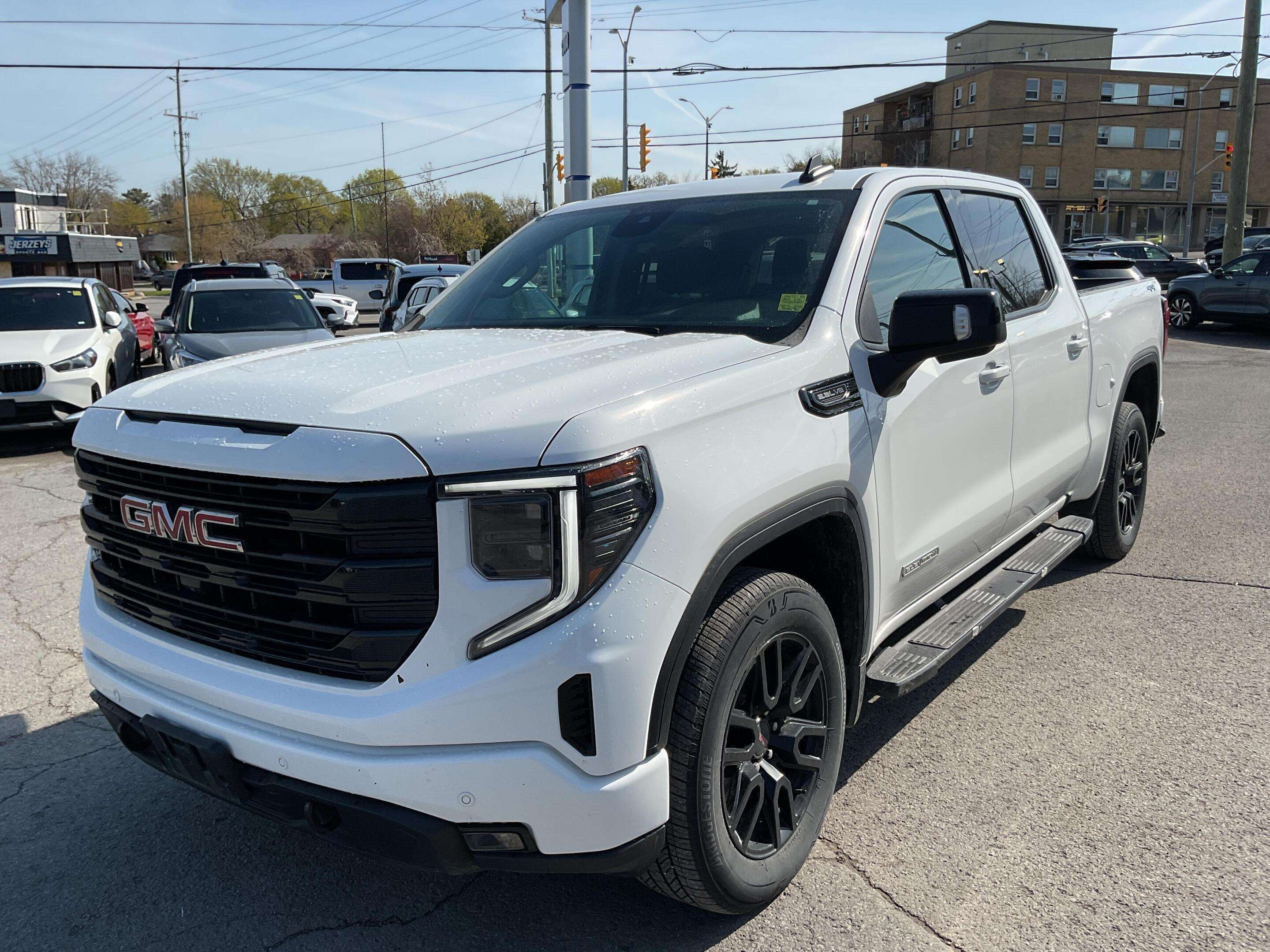 2024 GMC Sierra 1500 Elevation