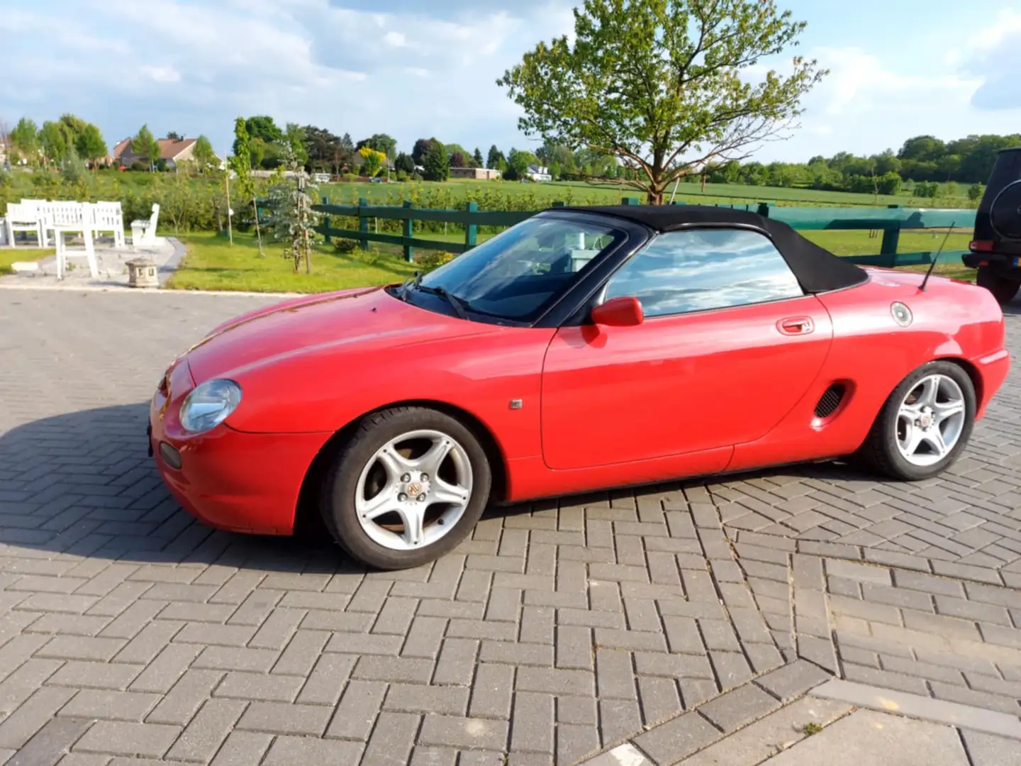 MG MGF MGF 1.8i VVC Roşu - 1