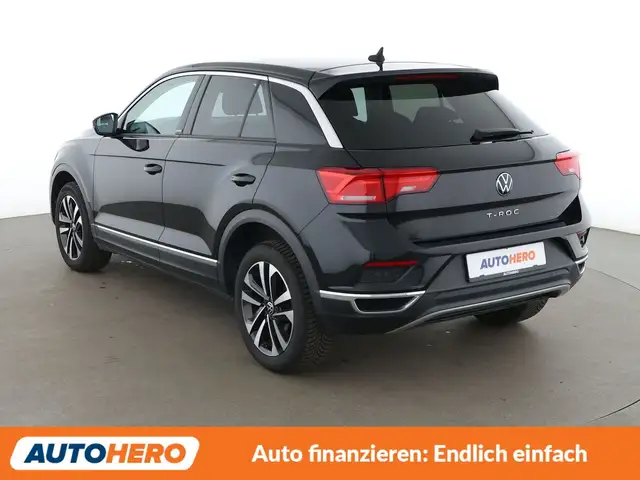 Volkswagen T-Roc view 4