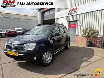 1.6 Duster 2wd Trekhaak, camera, sidebars