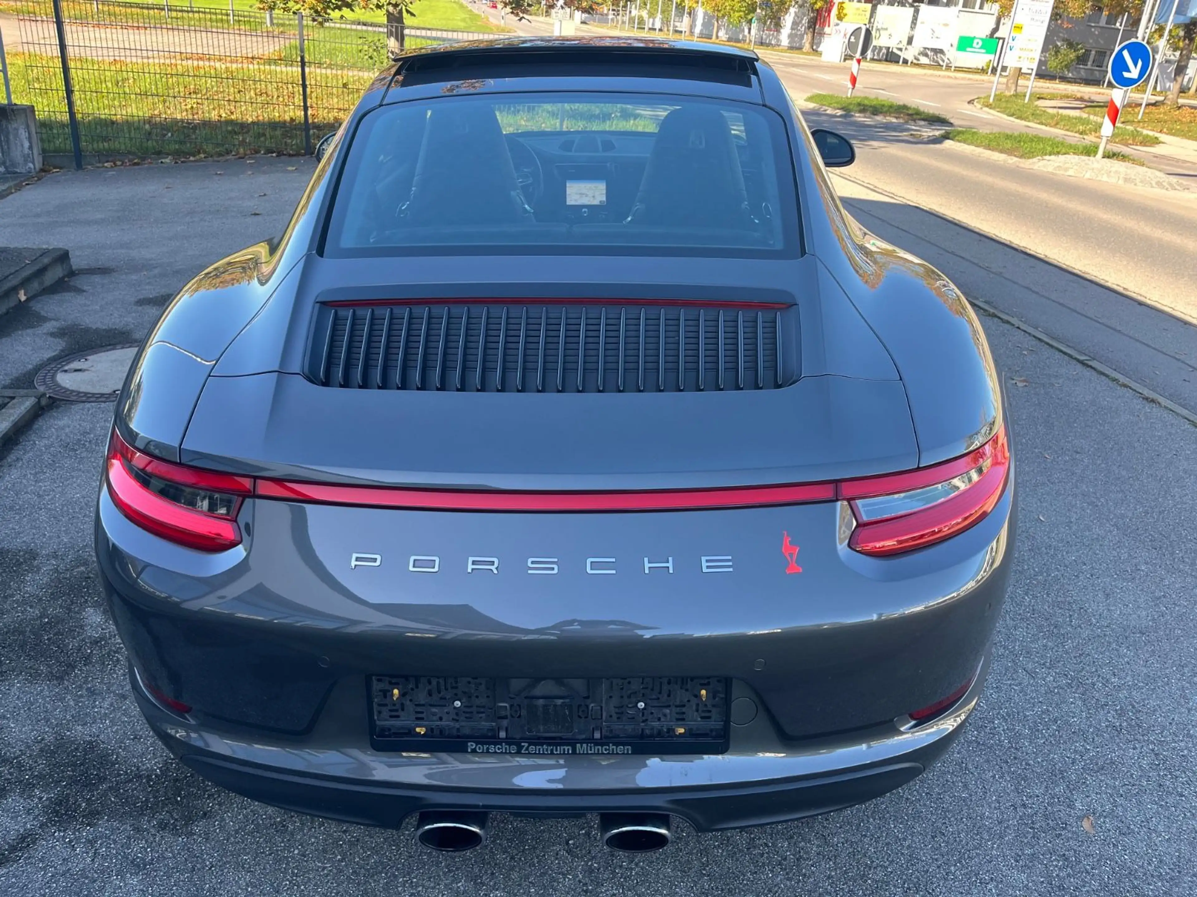 Porsche 991 911 Carrera 4S Vierradlenkung el Sitze 14 Wege — photo 21