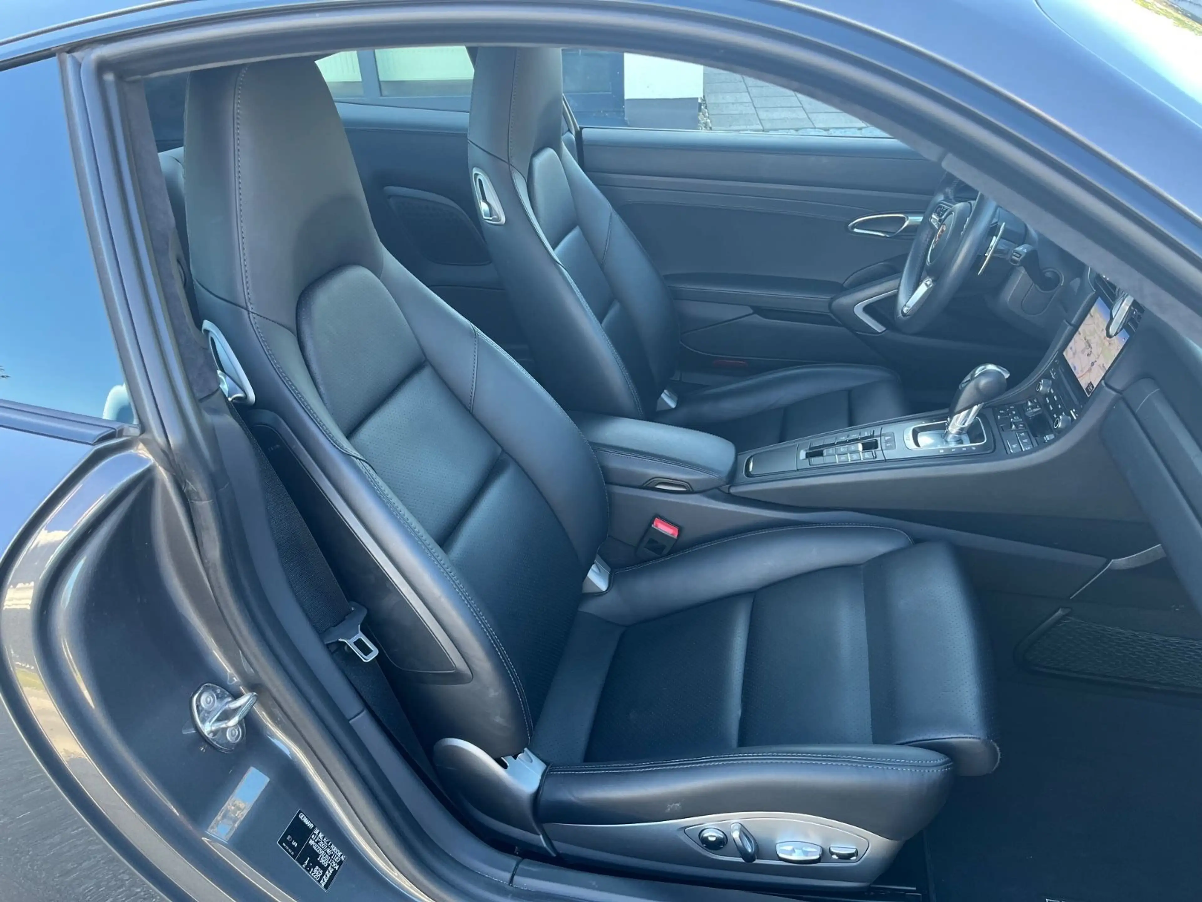 Porsche 991 911 Carrera 4S Vierradlenkung el Sitze 14 Wege — photo 10