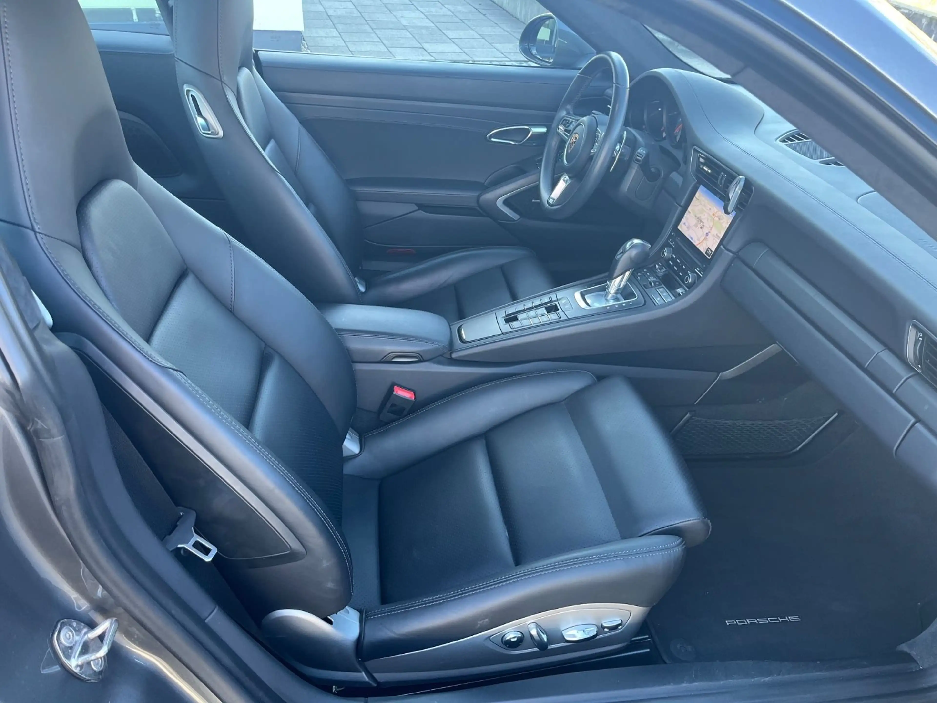 Porsche 991 911 Carrera 4S Vierradlenkung el Sitze 14 Wege — photo 12