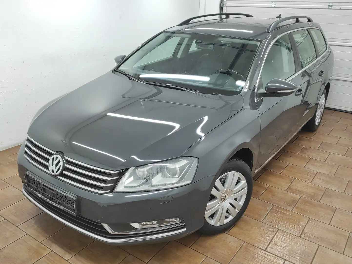 Volkswagen Passat Variant 1.4 GAS-ANLAGE KLIMA NAVI EURO-5 XENON KAMERA TEMP Сірий - 2