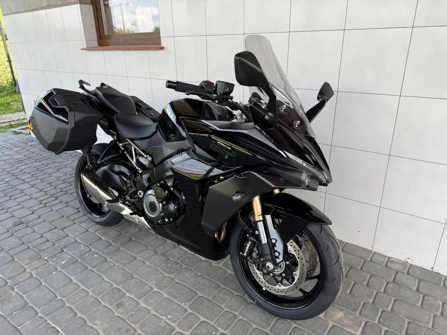 Suzuki GSX S 1000GT Noir - 2