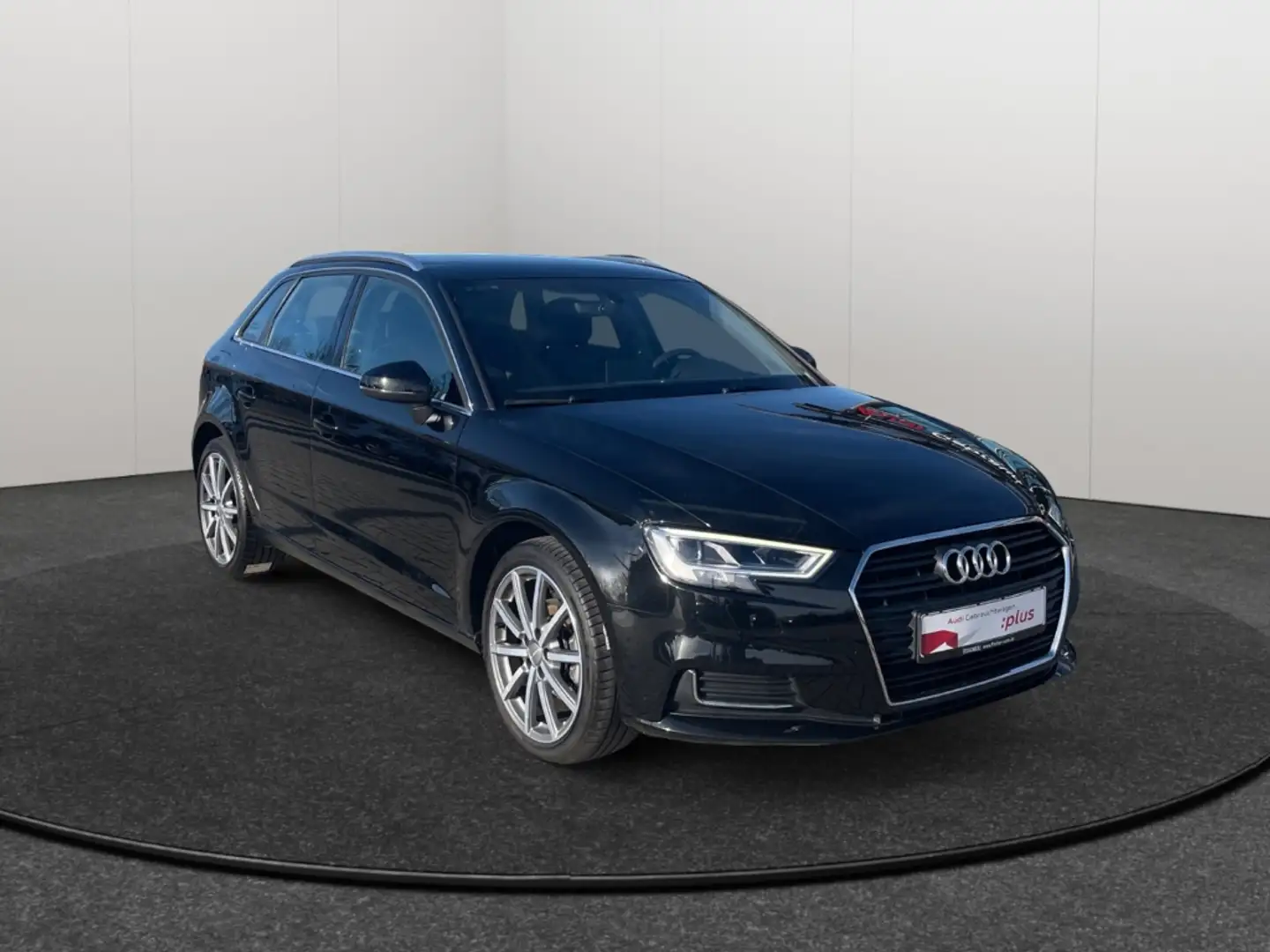 Audi A3 Sportback 1.6TDI Design LED Navi AHK SHZ GRA PDC h Schwarz - 2