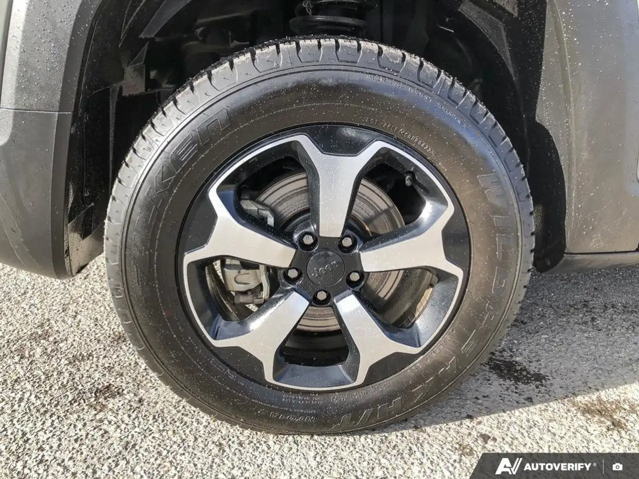 Jeep Renegade снимка Jeep Renegade