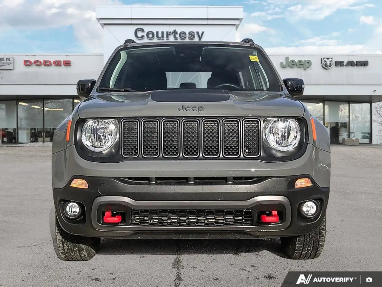 Jeep Renegade снимка Jeep Renegade