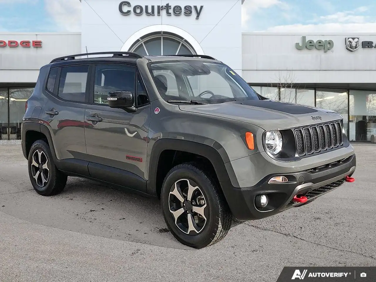 Jeep Renegade снимка Jeep Renegade