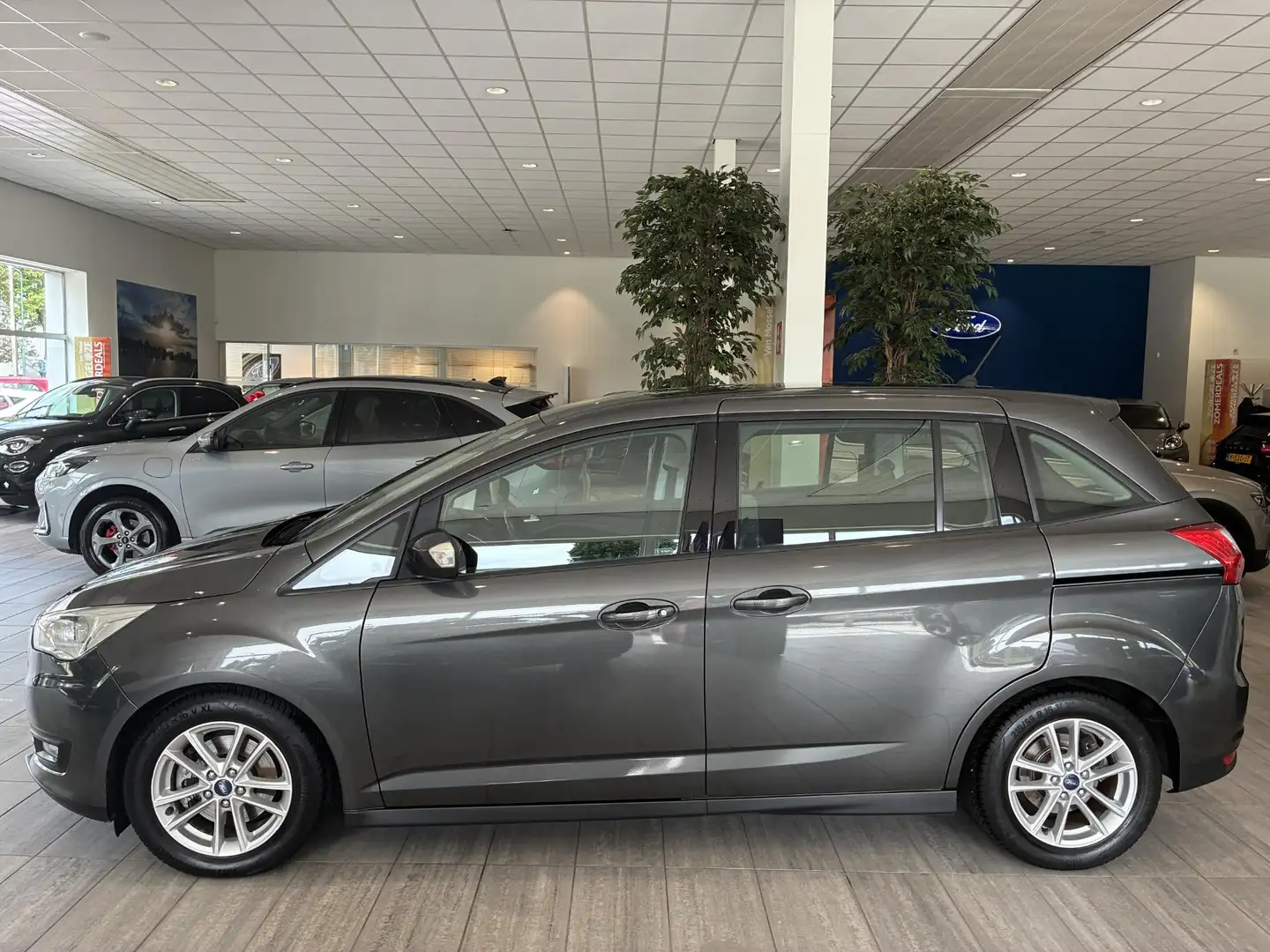 Ford Grand C-Max 1.0 Trend 7p. Grijs - 2