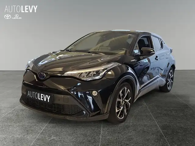 Toyota C-HR view 2