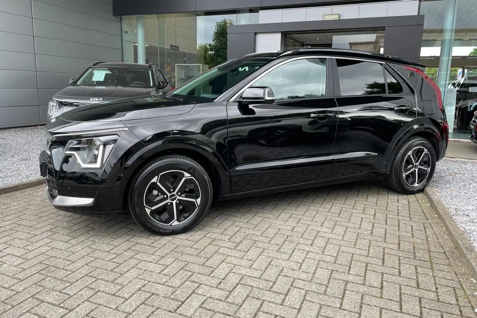 Kia Niro 1.6 GDi Hybrid DynamicPlusLine | Climate Control | Zwart - 2