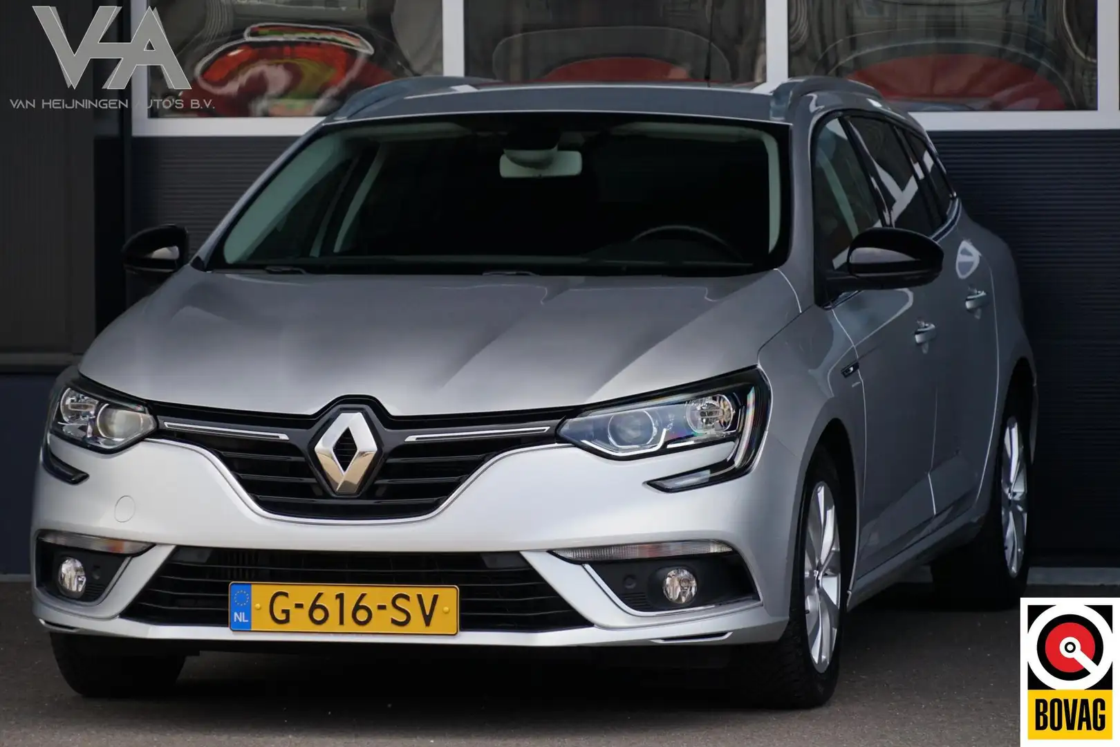 Renault Megane Estate 1.3 TCe Limited, aut. keyless, CarPlay Grigio - 1