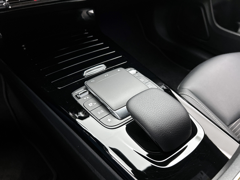 Mercedes-Benz CLA 180 Shooting Brake Luxury Line Trekhaak | Ledkoplampen — photo 11