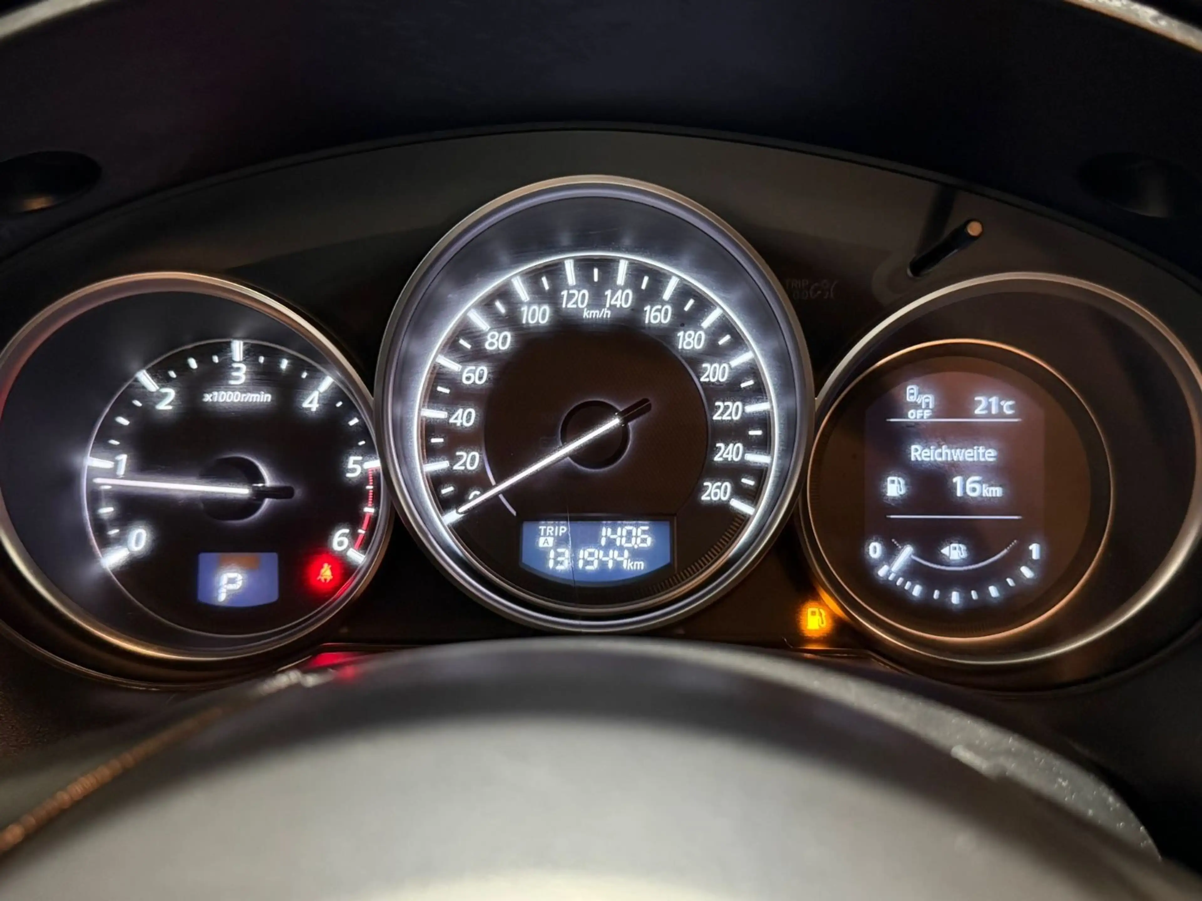 Mazda CX-5 2,2 — photo 12