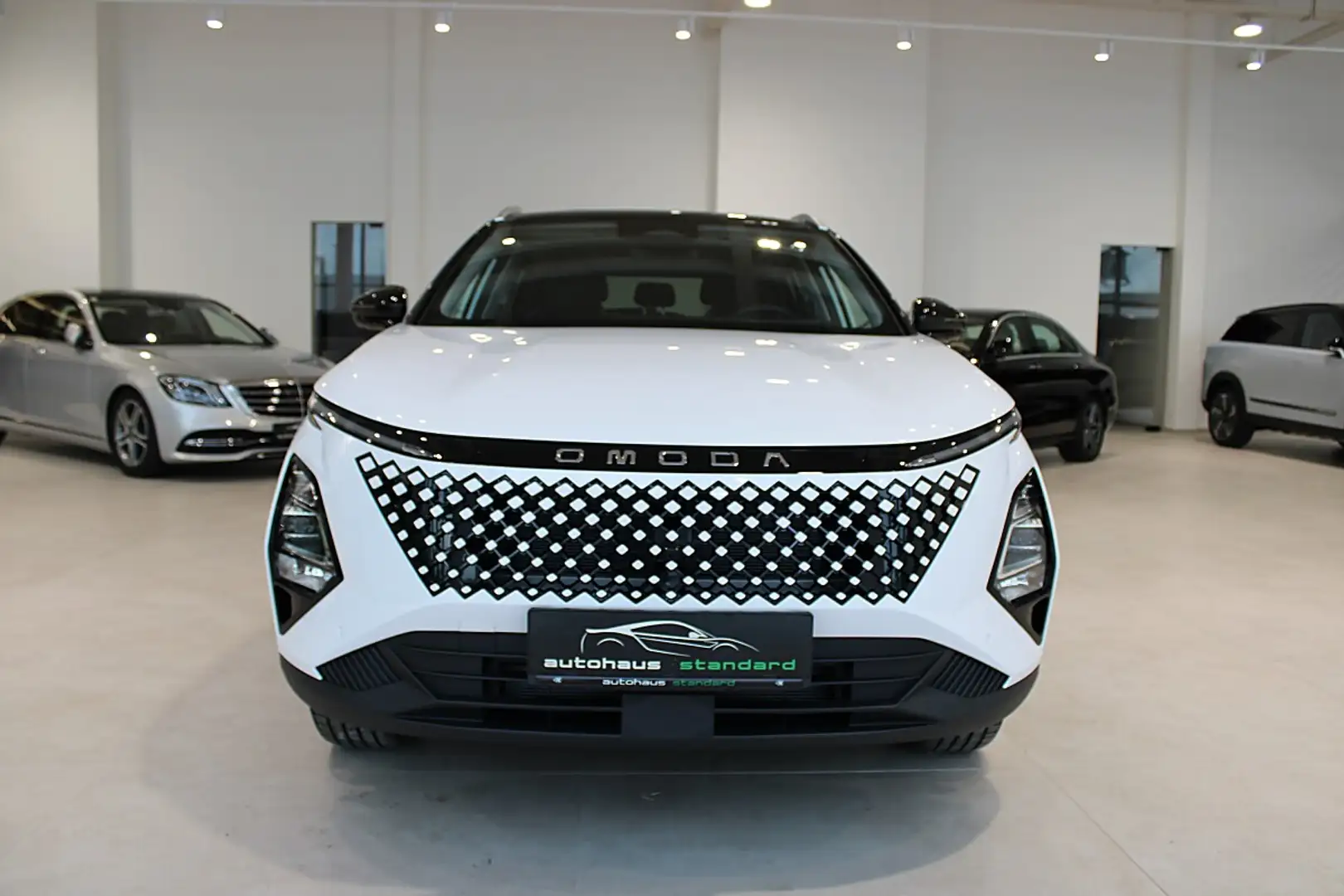 Omoda 5 HEV Premium Line Weiß - 2