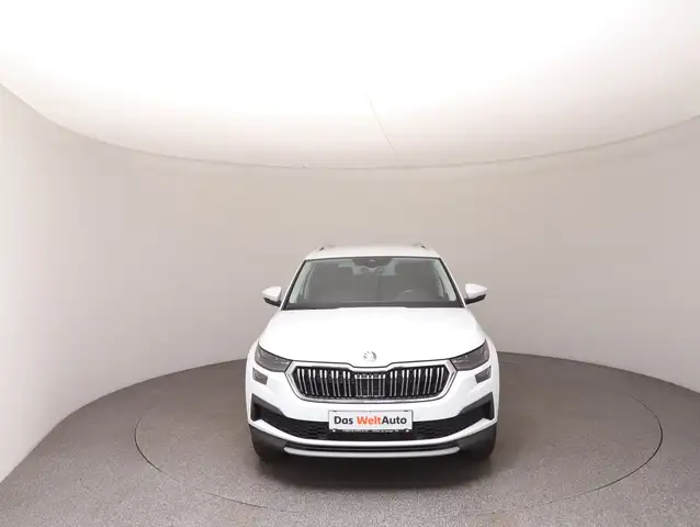 Skoda Kodiaq view 3