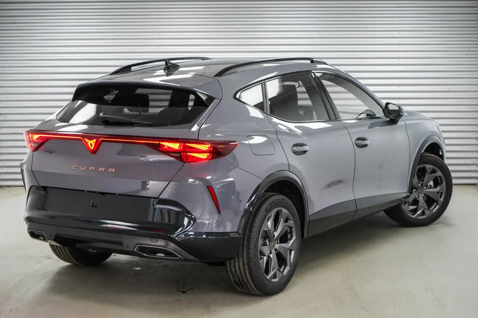 CUPRA Formentor 1,5 eTSI DSG Cupra Grau - 2