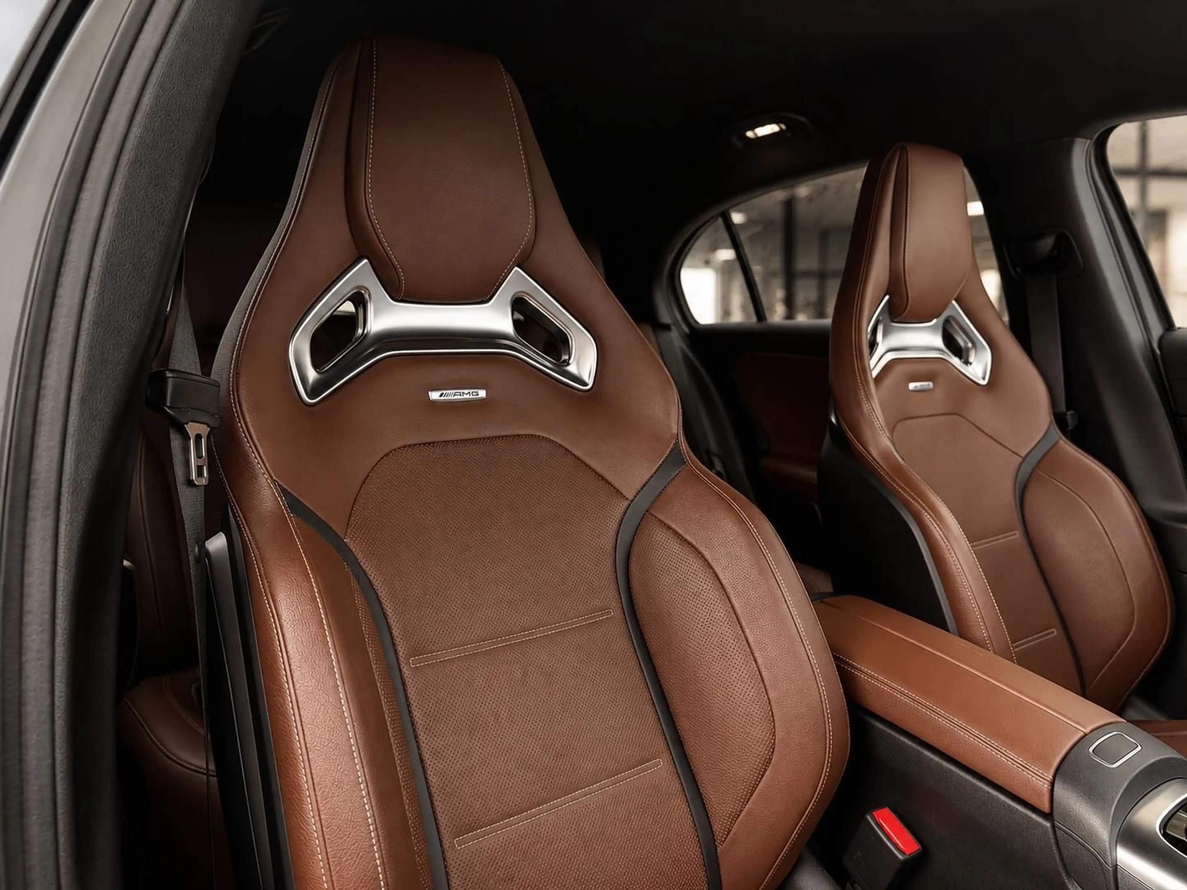 Mercedes-Benz A 35 AMG 4M/Burmest/ 360° /HuD/Performance Sitze — photo 13