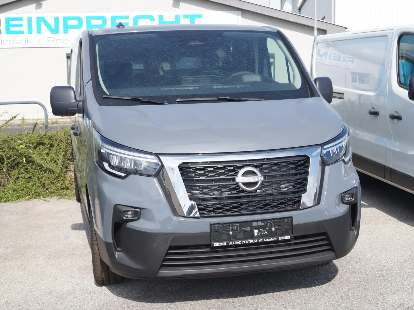 Nissan Primastar L2H1 Acenta Grau - 1