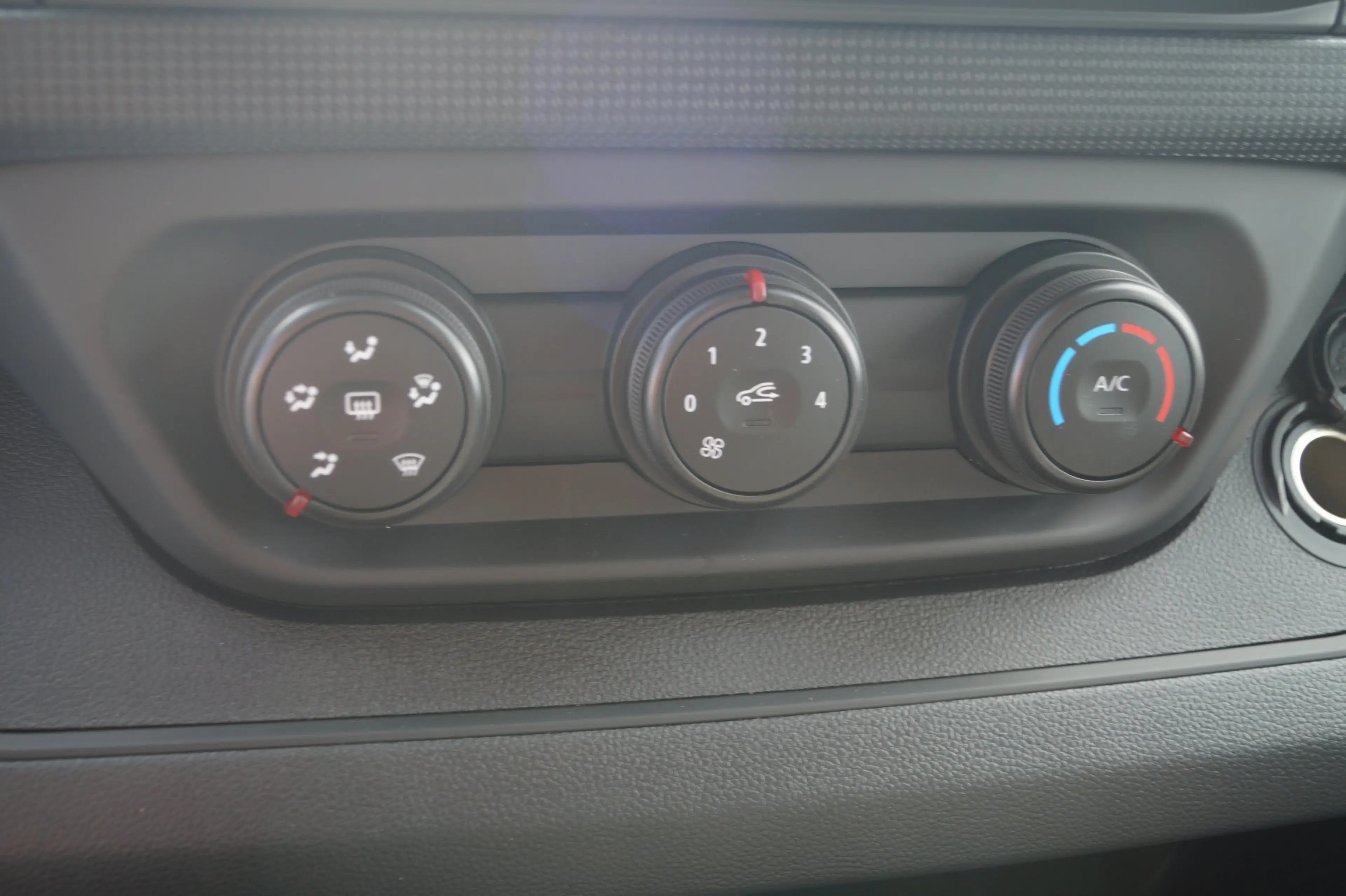 Nissan Primastar L2H1 Acenta — photo 7
