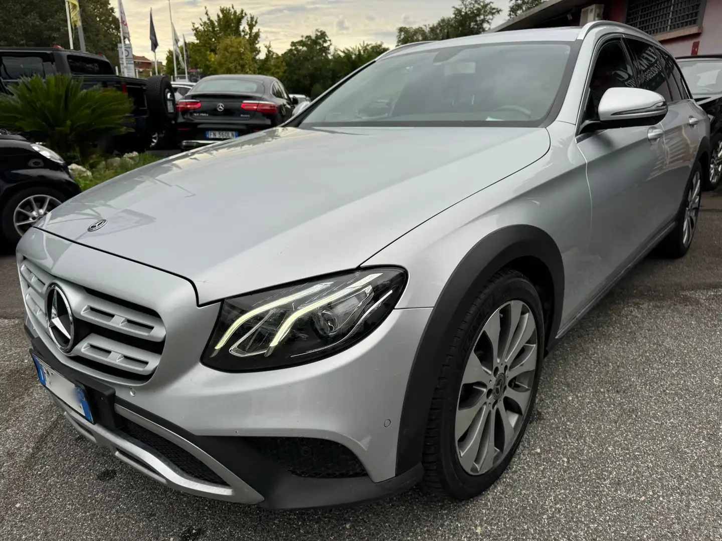 Mercedes-Benz E 220 D 4MATIC ALLTERRAIN Italiana uff-km certificati Silber - 1