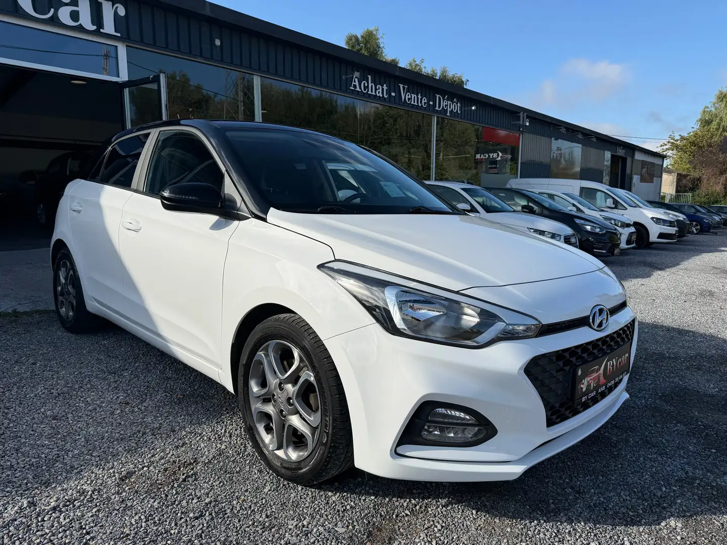 Hyundai i20 1.0 *GARANTIE 2 ANS* CAMERA BLUEHTOOT SIEGES CHAUF Blanc - 2