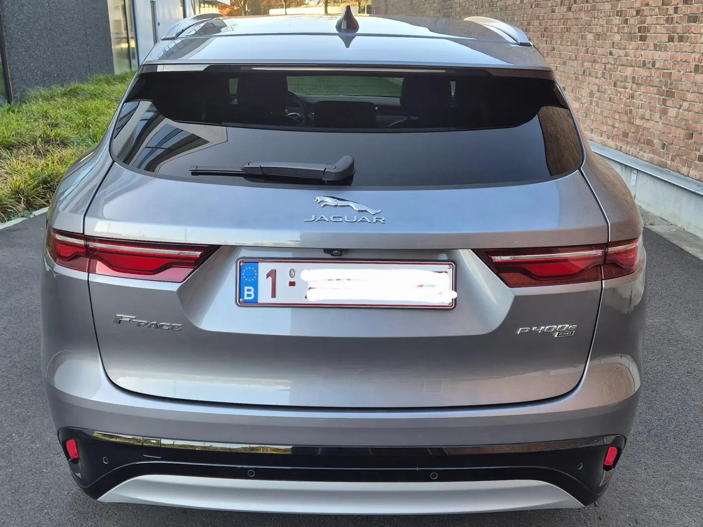 Jaguar F-Pace P400e Plug-in-Hybrid Grijs - 2