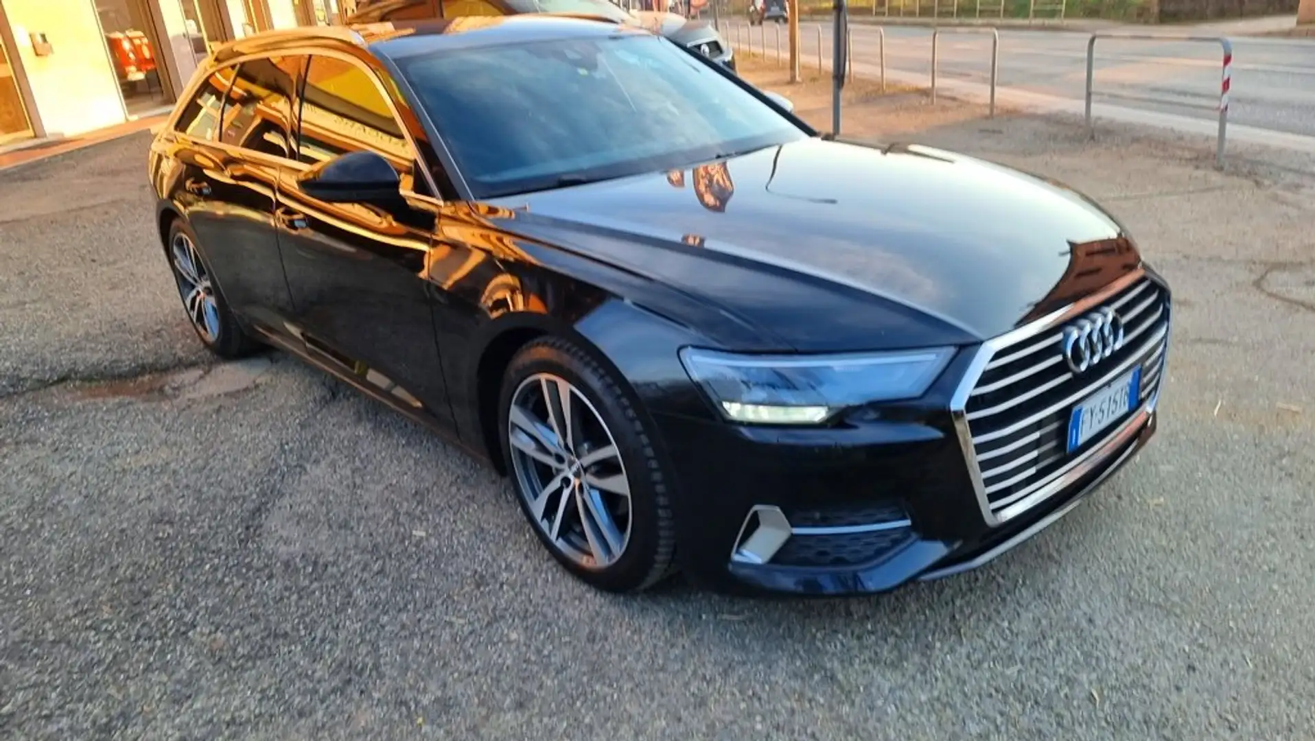 Audi A6 A6 AVANT 35 2.0 TDI BUSINNES SPORT DA VETRINA!!! Nero - 2