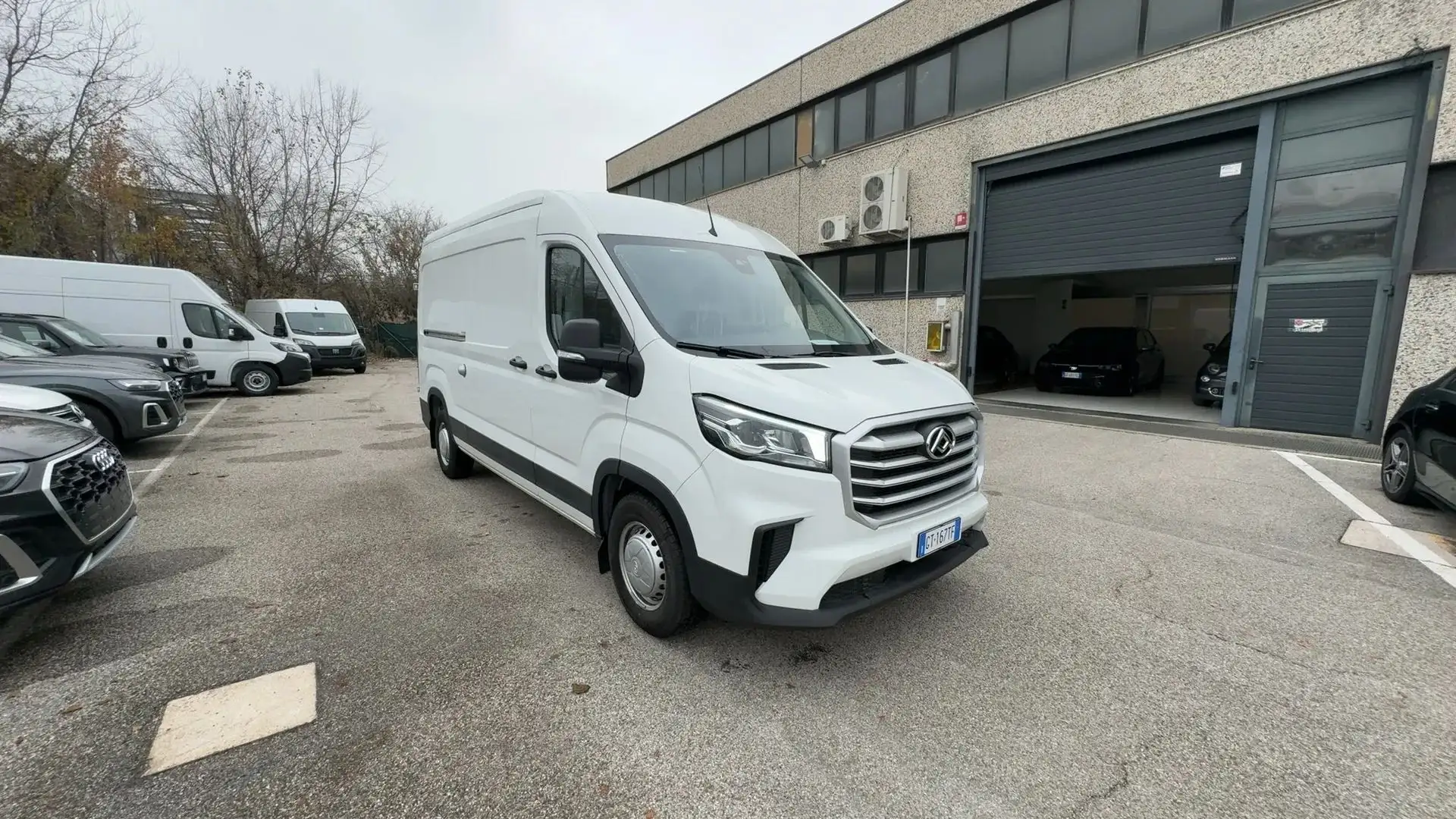Maxus Deliver 9 Deliver 9 VAN 2.0 CRDI L3H2 150cv fwd 21900+ IVA Blanco - 1