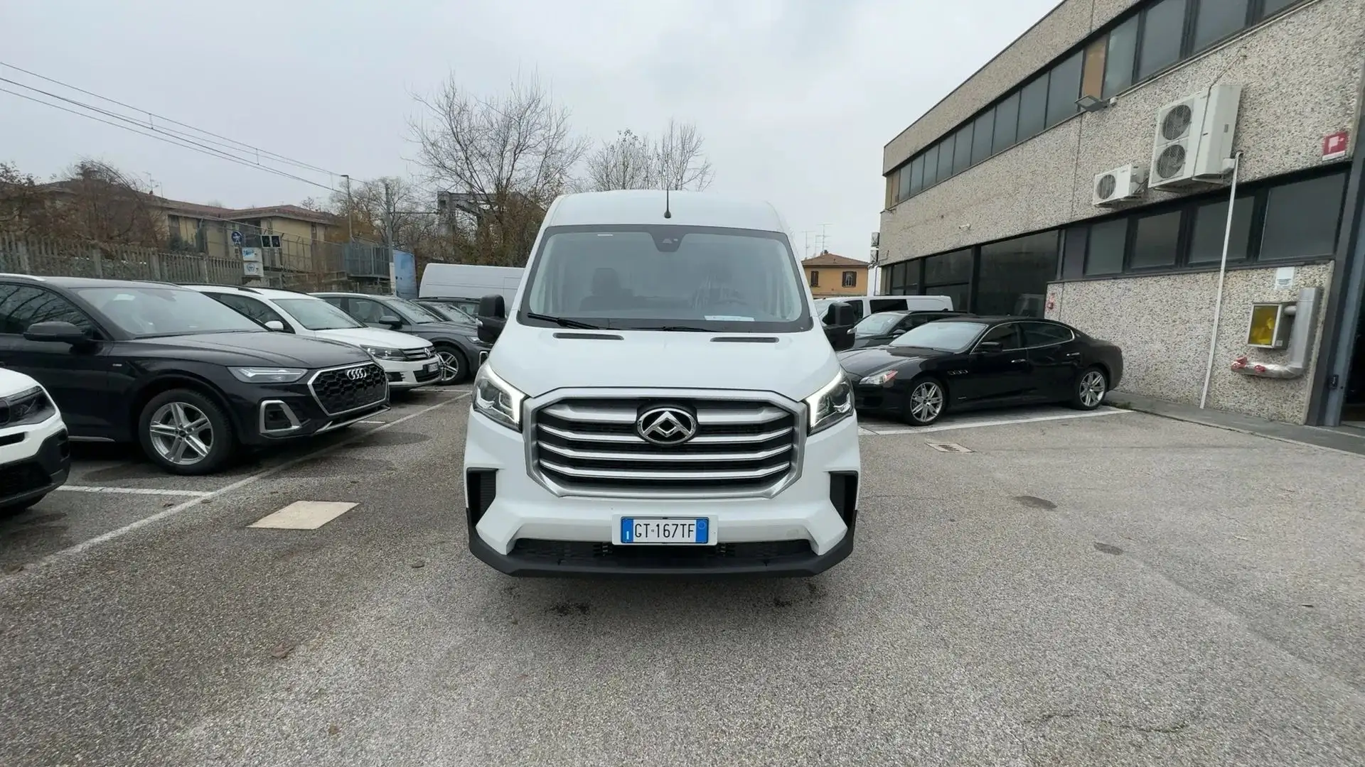 Maxus Deliver 9 Deliver 9 VAN 2.0 CRDI L3H2 150cv fwd 21900+ IVA Blanco - 2