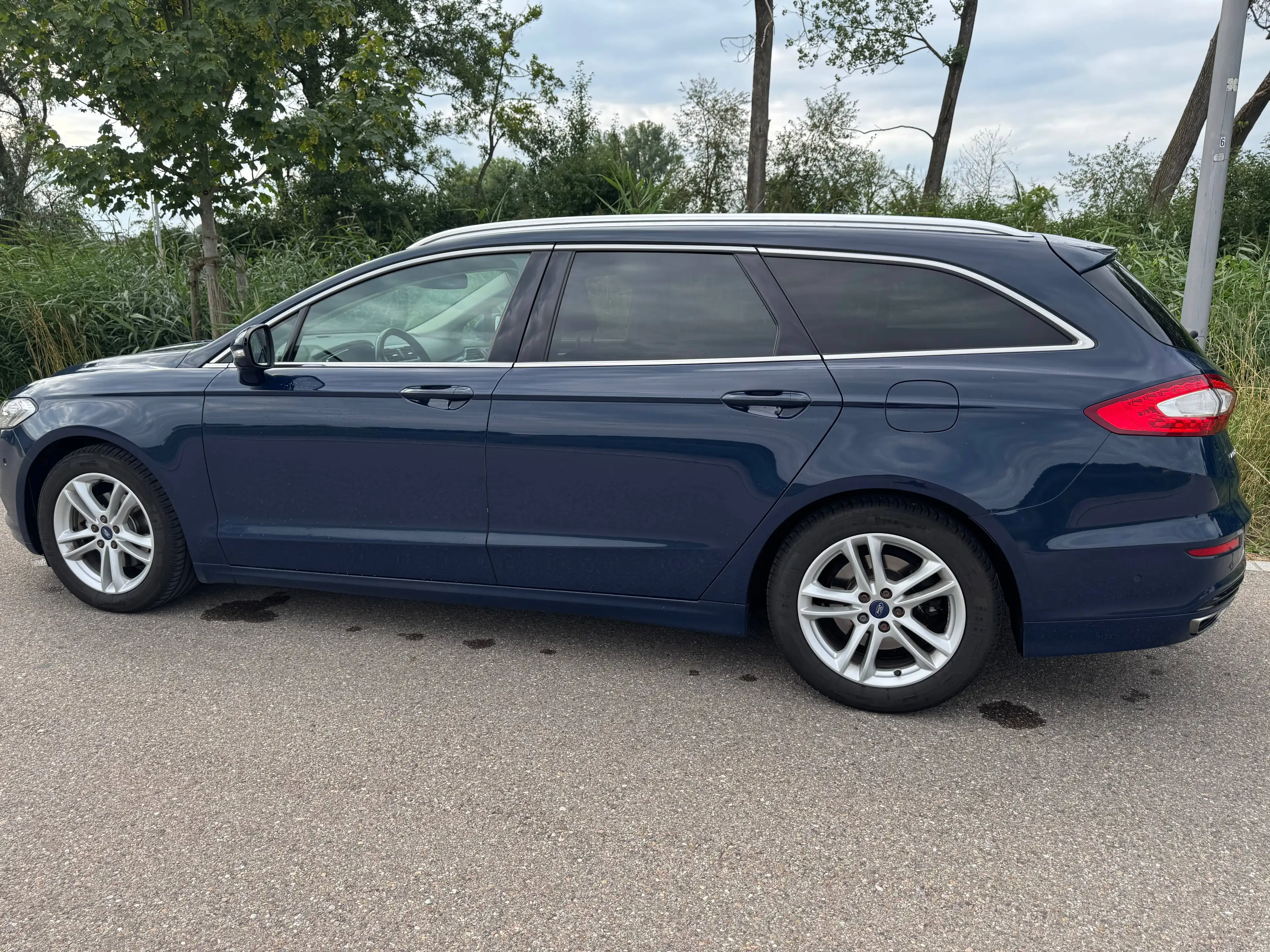 Ford Mondeo Titanium — photo 4