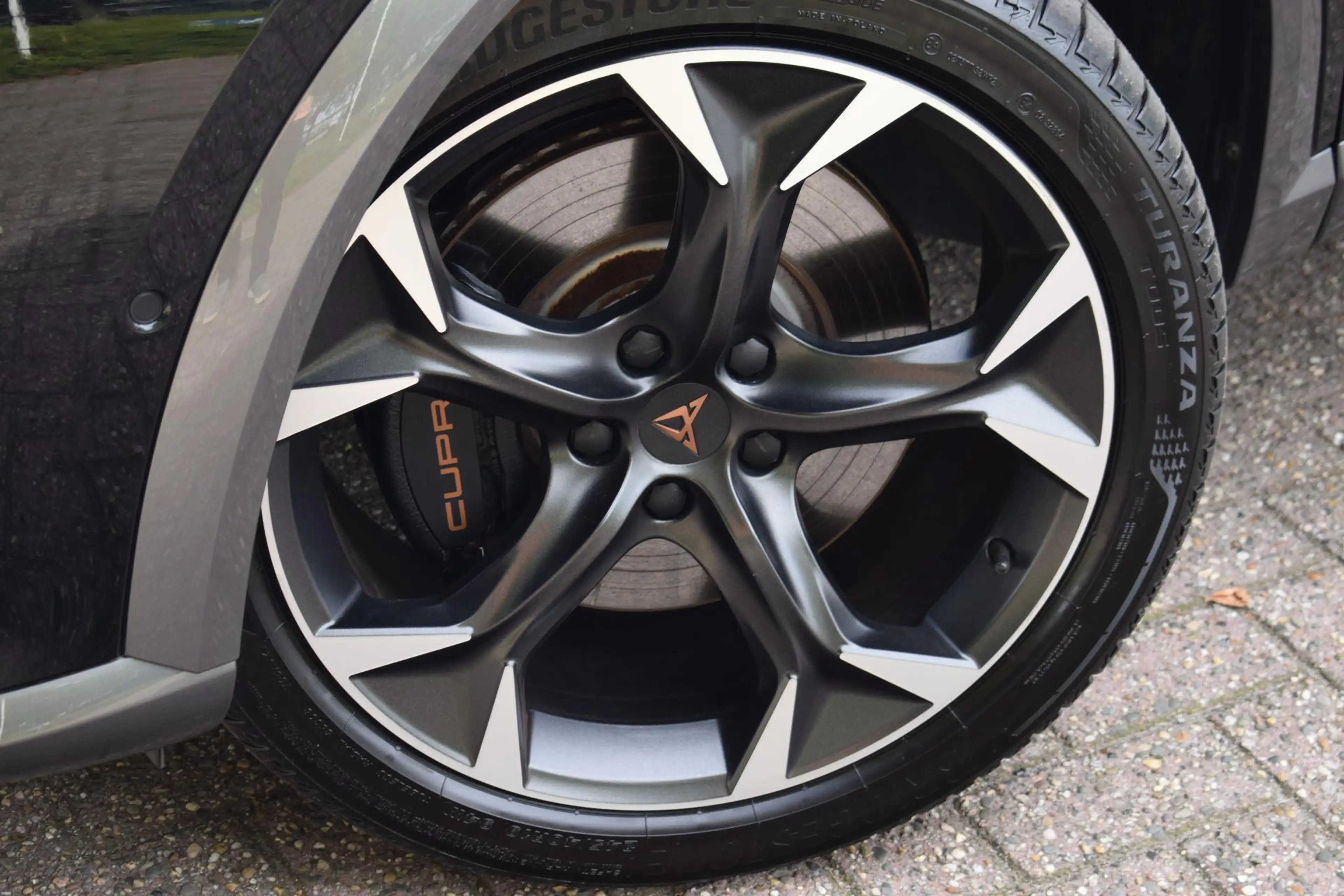 CUPRA Formentor 1.4 PHEV VZ 245PK Black Edition NAVI|CAMERA|19INCH — photo 9