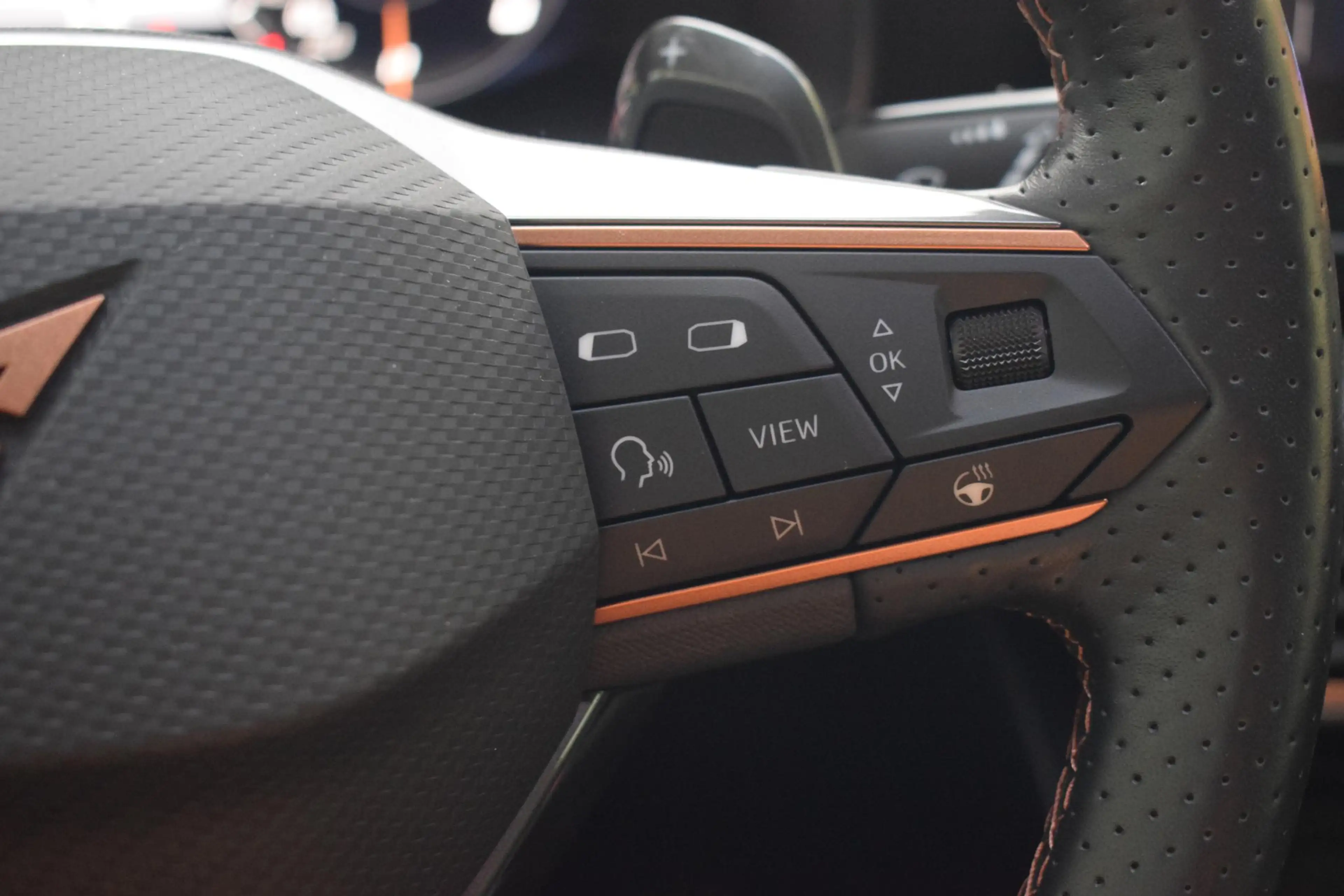 CUPRA Formentor 1.4 PHEV VZ 245PK Black Edition NAVI|CAMERA|19INCH — photo 37