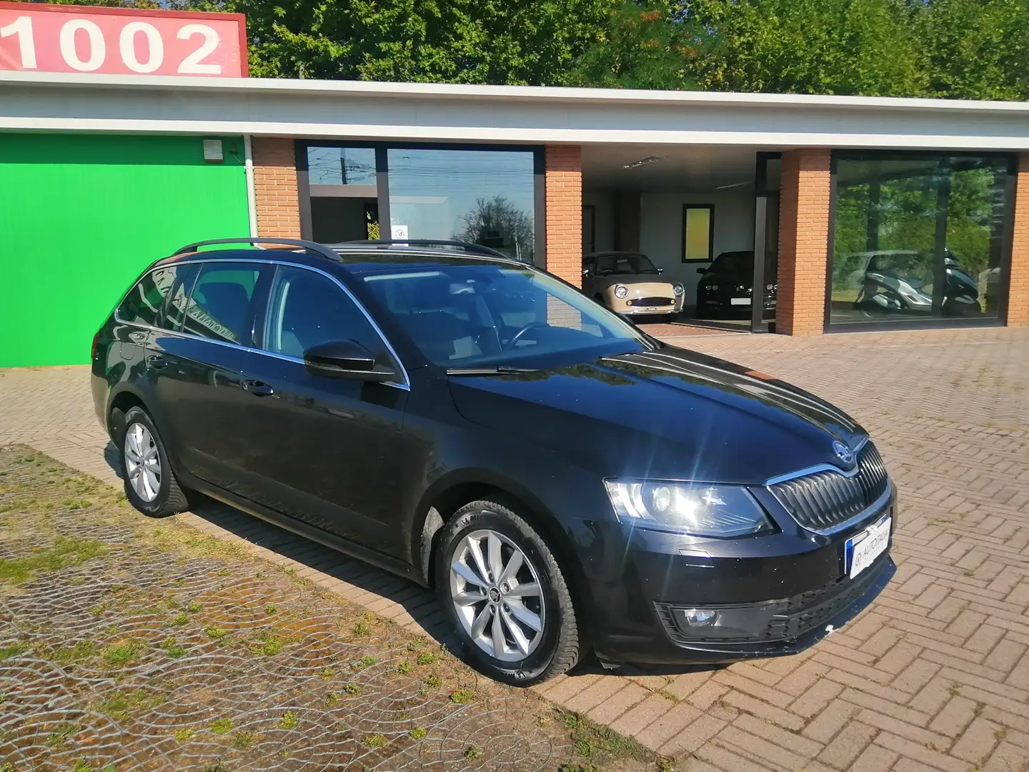 Skoda Octavia Wagon 2.0 tdi cr Ambition 4x4 150cv Zwart - 2