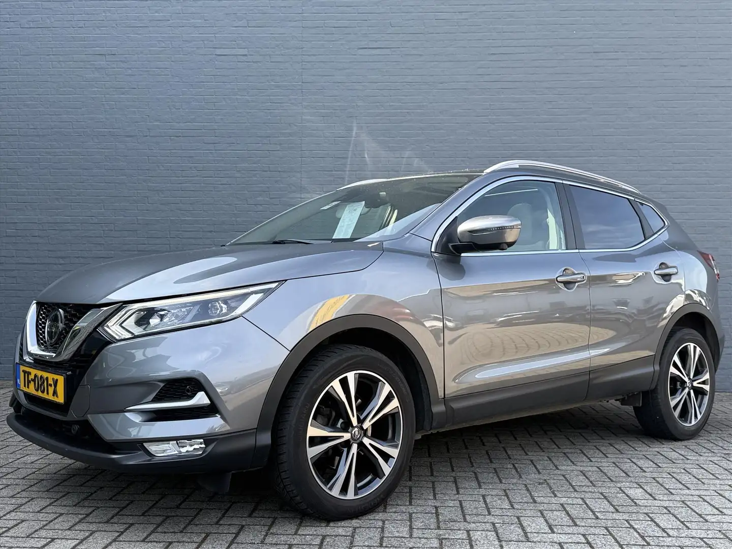 Nissan Qashqai 1.2 115pk DIG-T XTRONIC Tekna | Automaat | Panoram Gris - 2