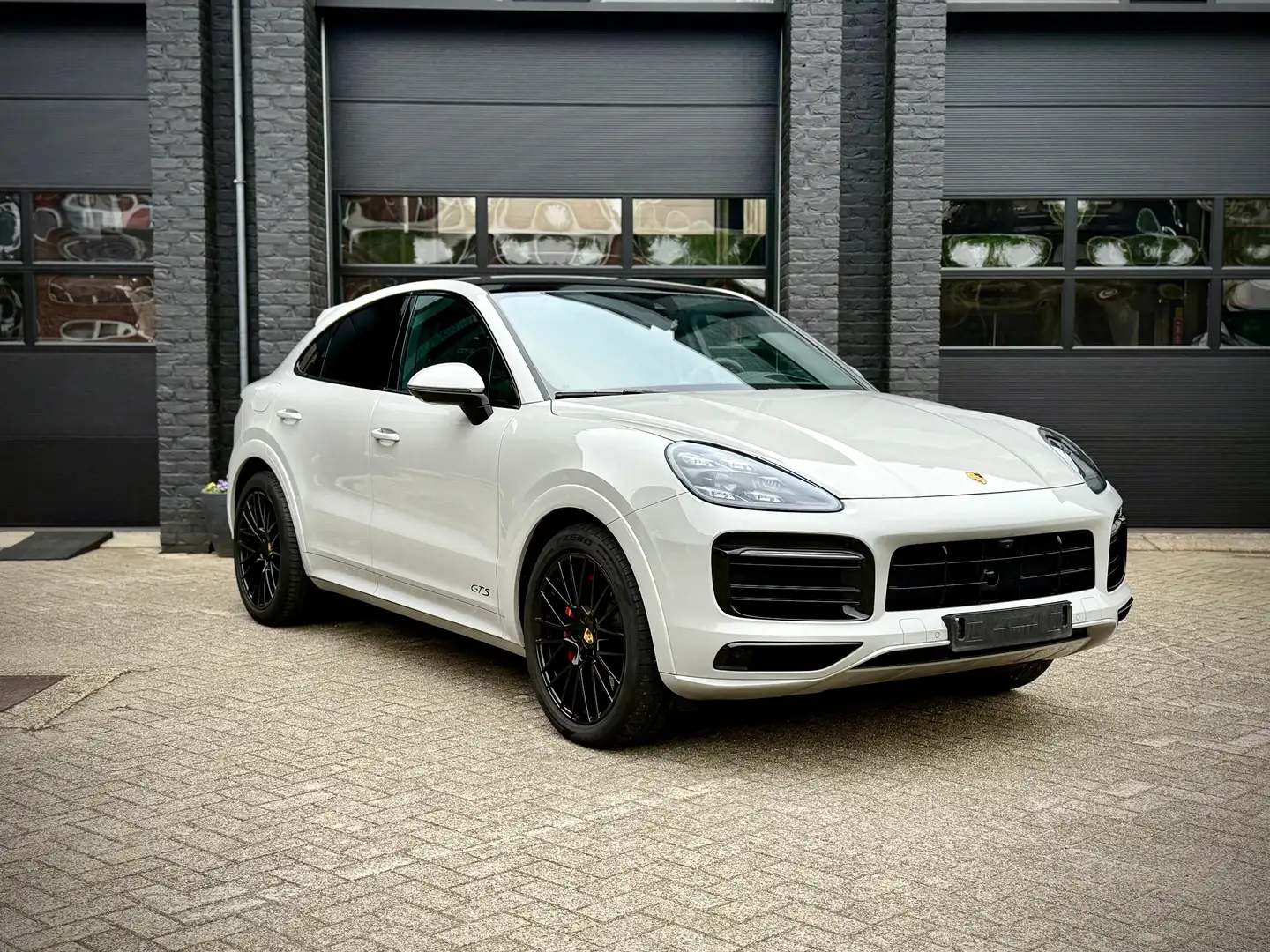Porsche Cayenne Cayenne GTS Coupe * Full! * Head up * Bose Grijs - 2