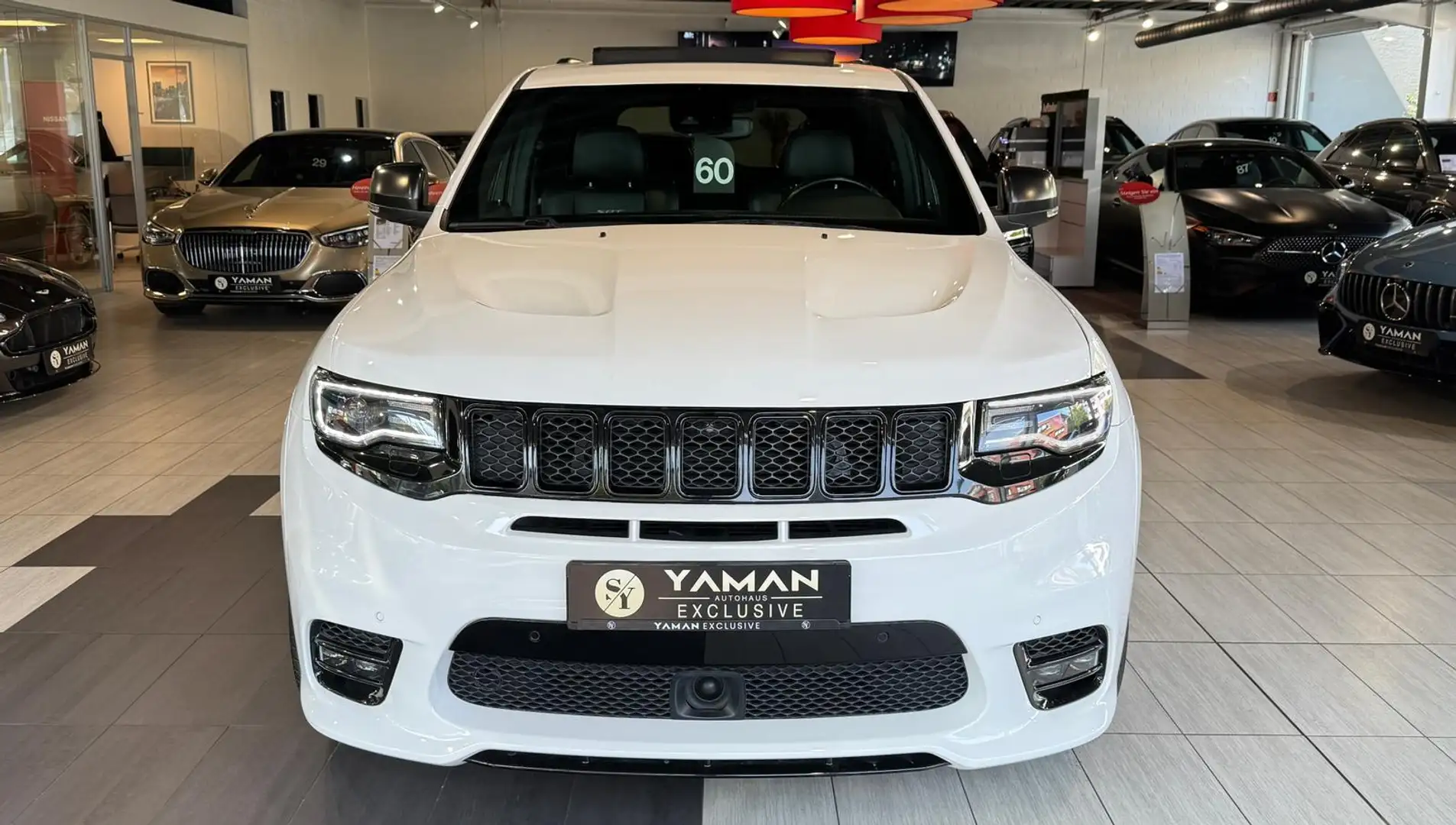 Jeep Grand Cherokee 6.4 V8 HEMI SRT Panorama AHK Blanc - 2